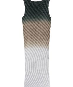 Truecast.shop5f430ccbe8 2