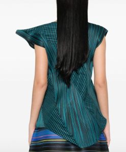 Truecast.shopeebe5f9017 4